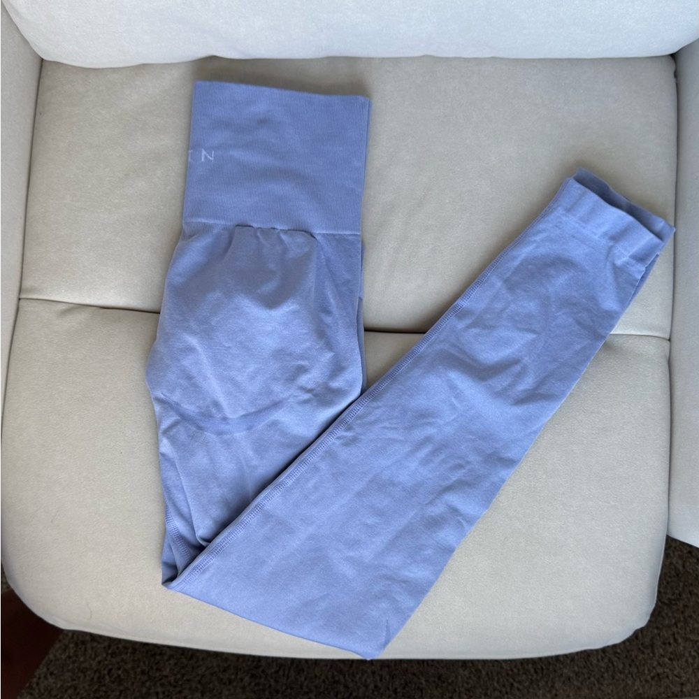 NVGTN Contour Seamless Perwinkle Leggings